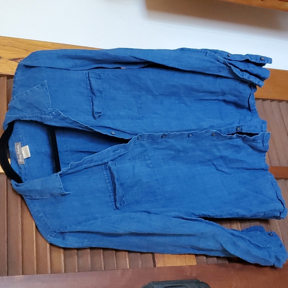 Linen shirt